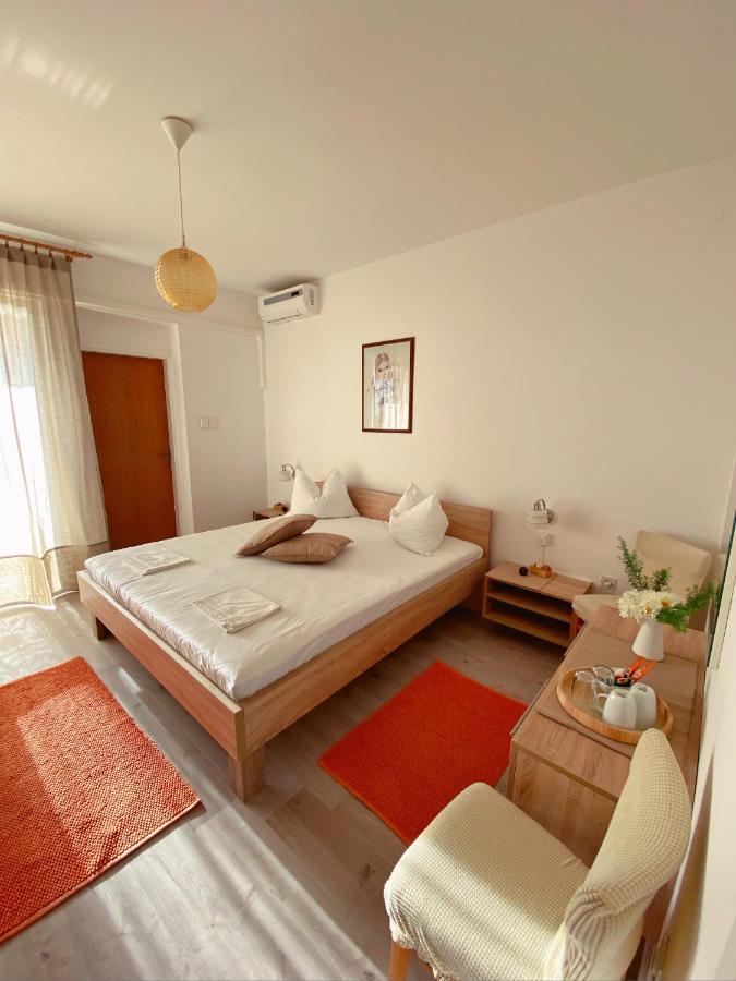Hotel The Manzoni Family 1 Punat Exterior foto